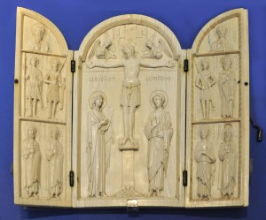 Anonymous Artist, The Borradaile Triptych, 10th century, ivory, British Museum, London, Photo by Andrea Praefcke via Wikimedia Commons, Artwork in the Public Domain.